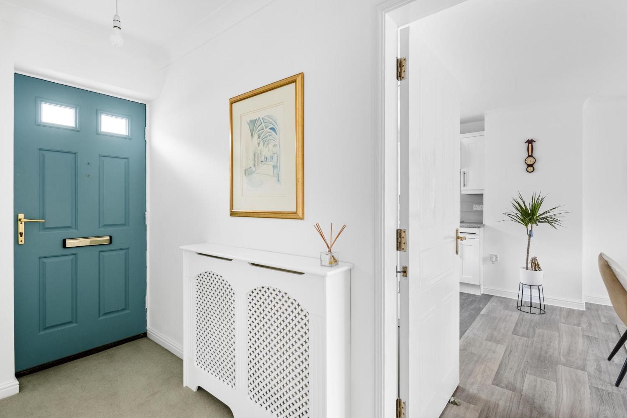 Luxurious 3 Bed House With Free Parking, Close To The Train Station & Town برينتري المظهر الخارجي الصورة